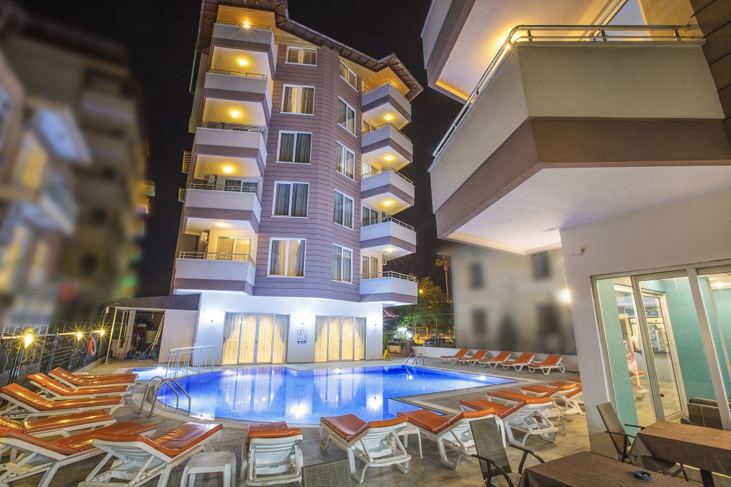 Hawaii Suite Beach 3*
