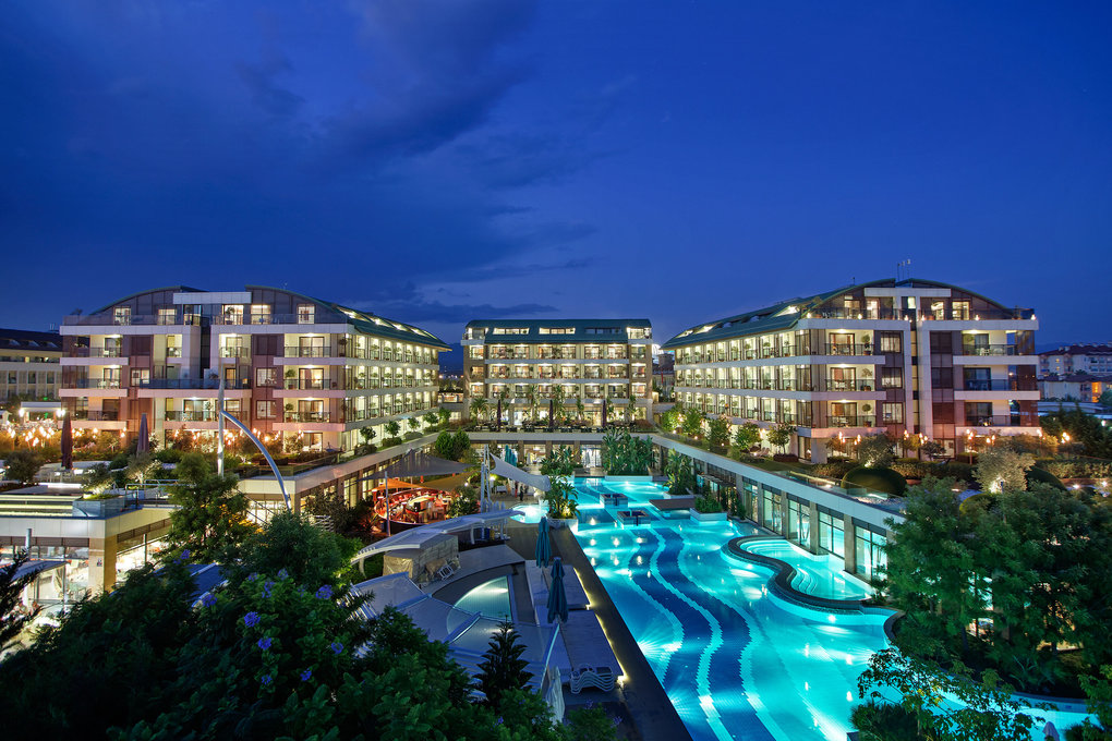 Blue Side (Adults Only 16+) 5*
