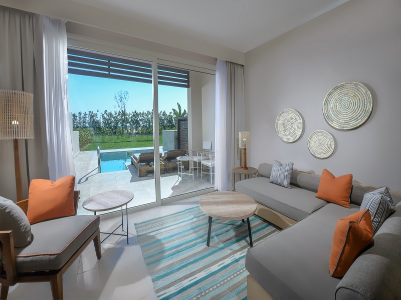 Executive Suite Swim Up Pool