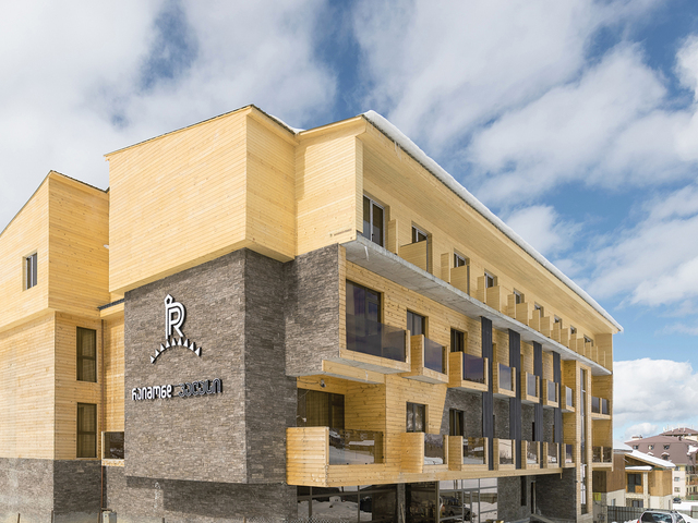 Raimond Palace 4*