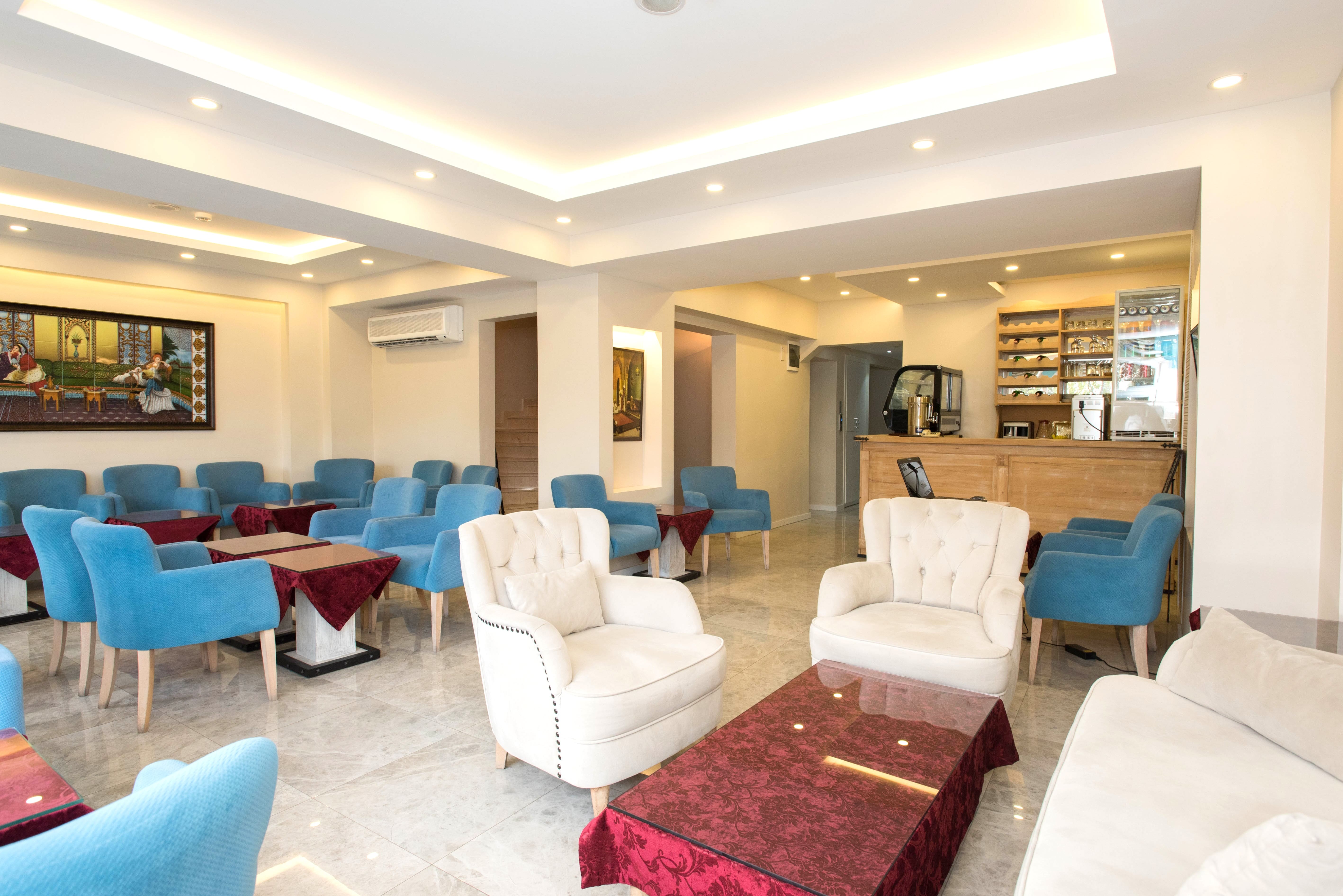 Hotel Star Holiday (Alin Daca Tours) 3*