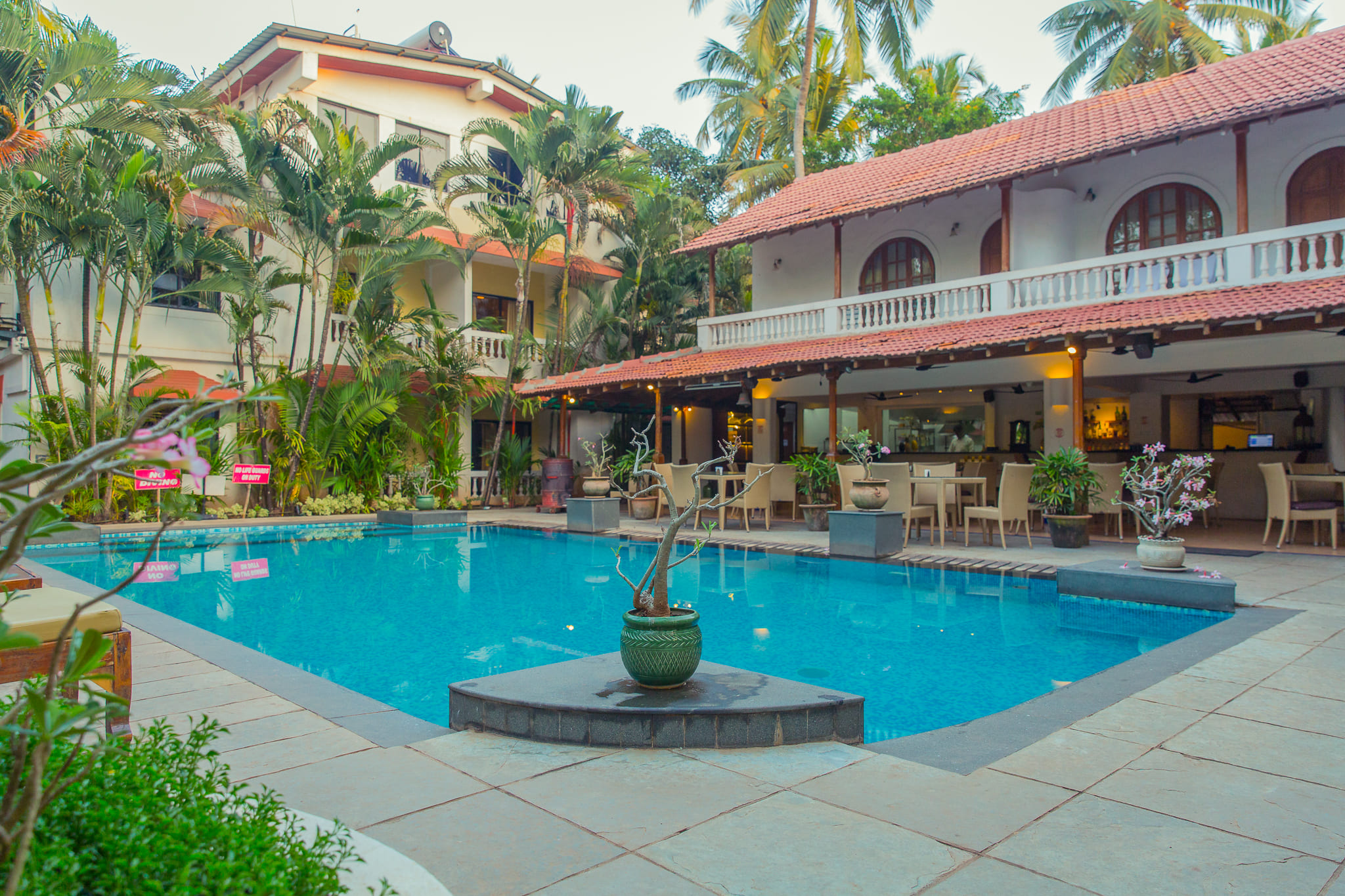 Casa Blanca Beach Resort 3*