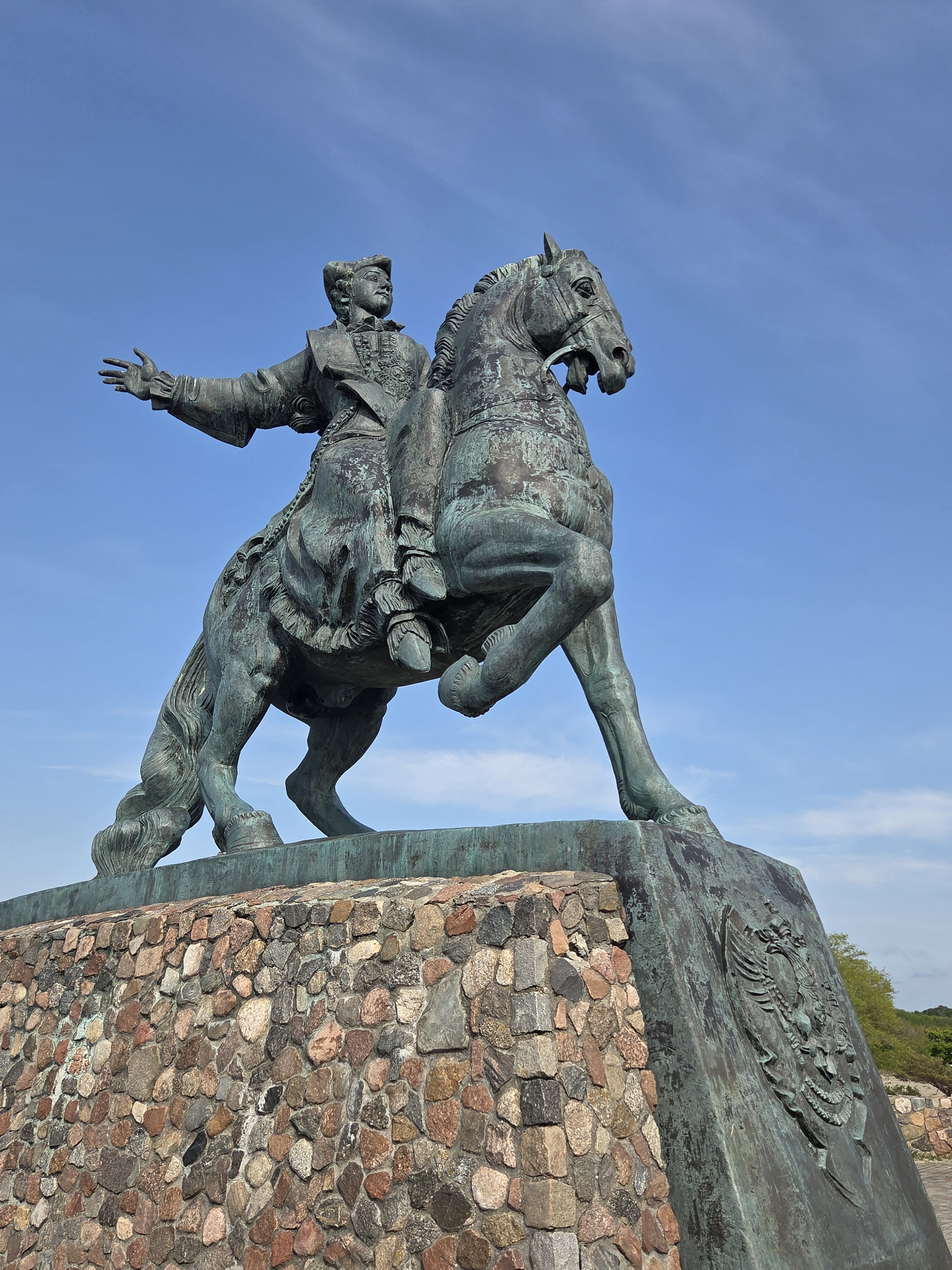 Памятник императрице Елизавете Петровне, Балтийск