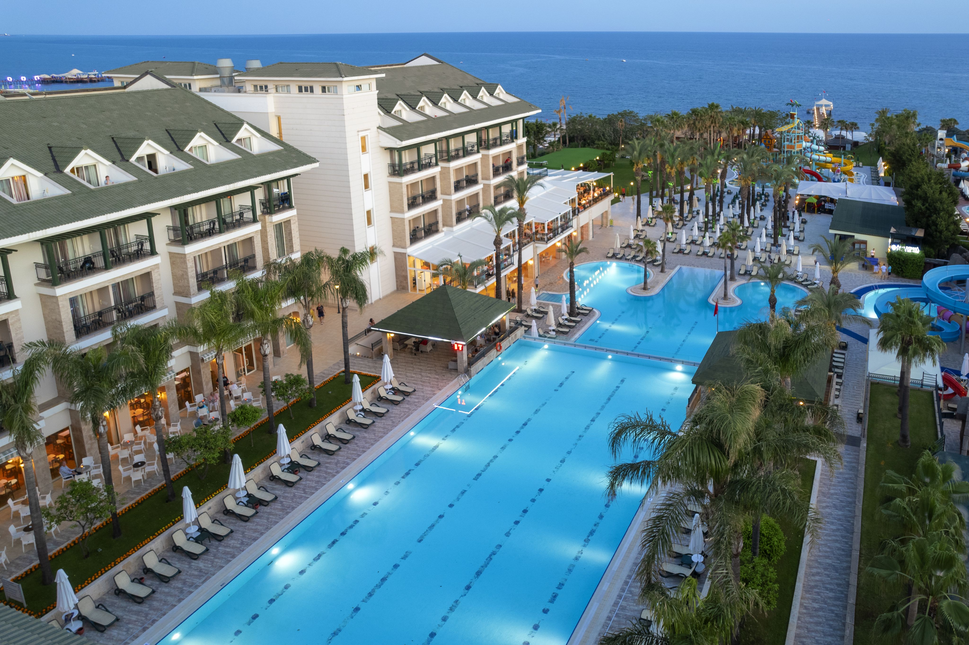 Dobedan Beach Resort Comfort 5*