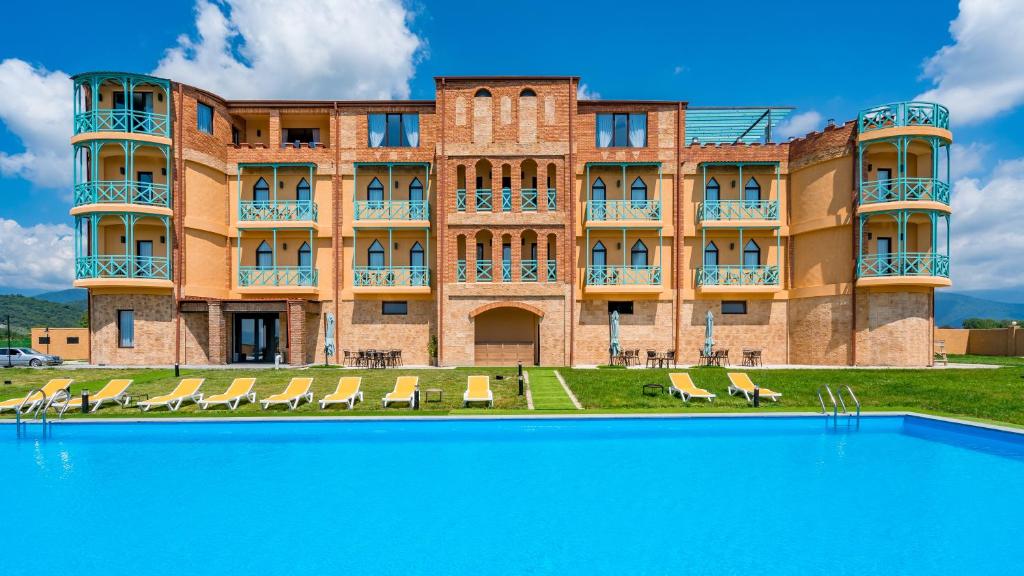 Burki Castle & Cellar 4*